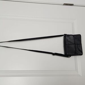 Black Leather Feel Crossbody Bag!